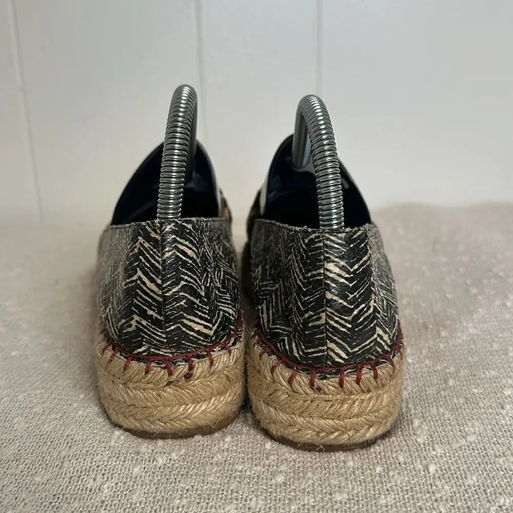 SOFT SURROUNDINGS Nissa Leopard Animal Print Espadrille Shoes Slip On Loafers 7